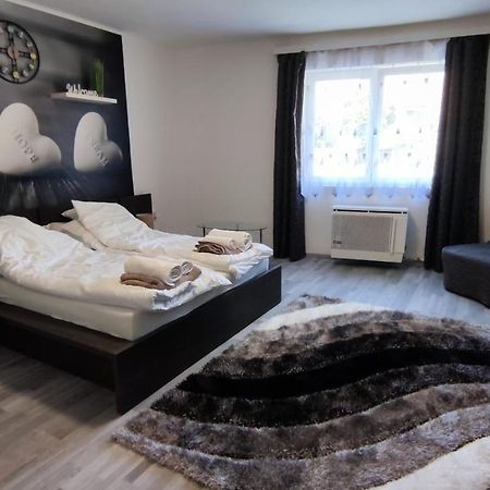 Freedom-Fehervar Apartman Székesfehérvár 외부 사진